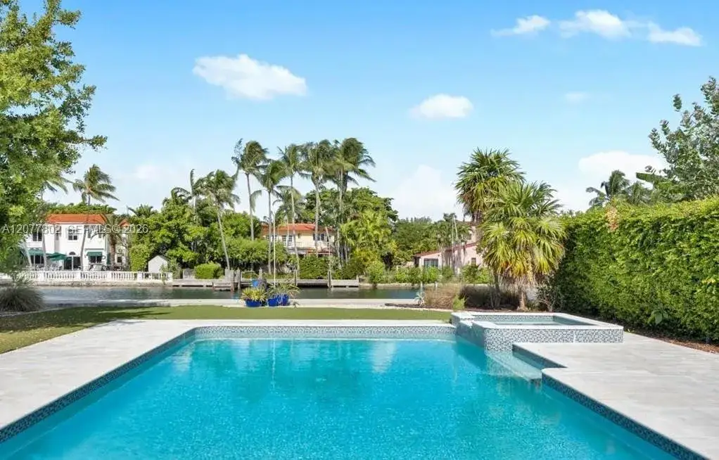 5 bedroom 5 bath Residential for sale at 4560 Prairie Ave, Miami Beach FL 33140
