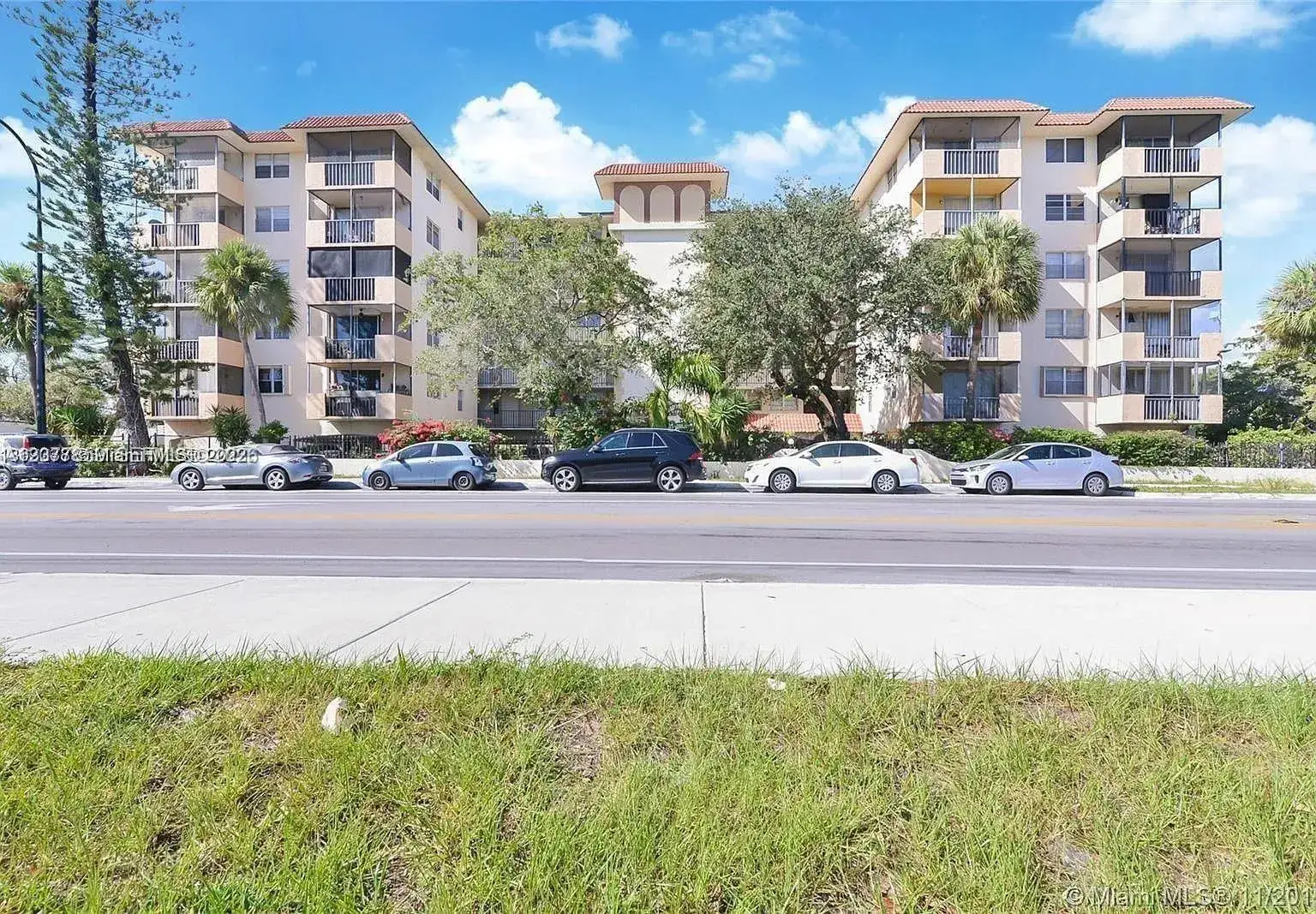 Residential for sale at 12590 NE 16th Ave # 502, North Miami FL 33161