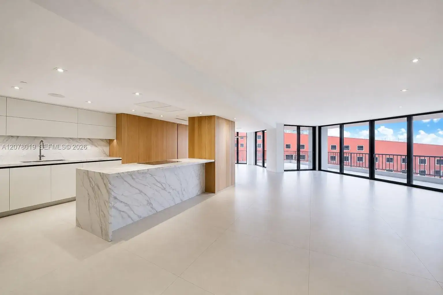 2 bedroom 2 bath Residential Lease for rent at 1581 Brickell Ave, Miami FL 33129