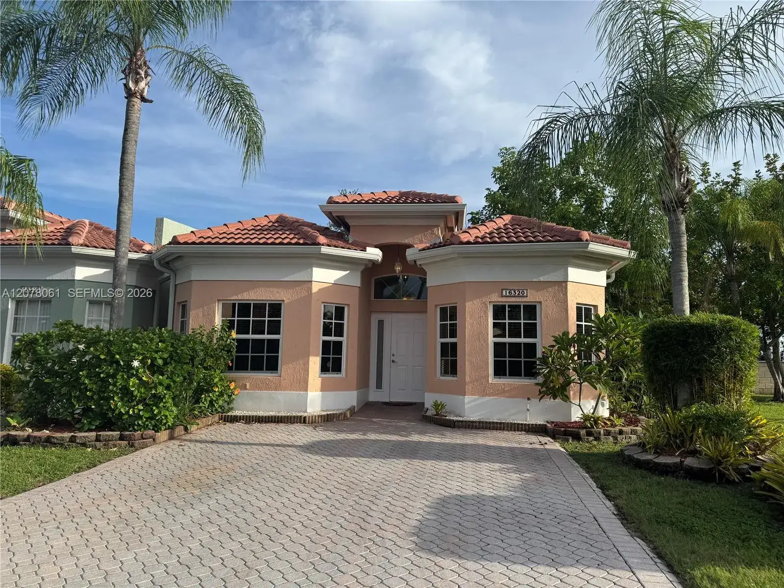 3 bedroom 2 bath Residential Lease for rent at 16320 SW 103rd Ter, Miami FL 33196