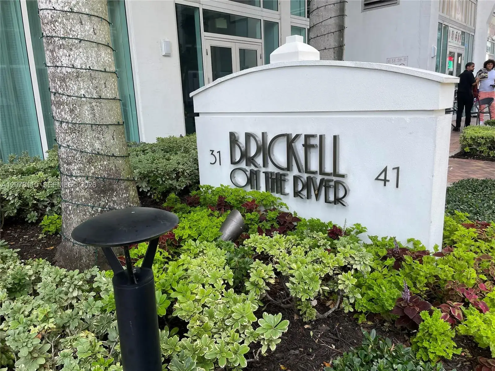 1 bedroom 1 bath Residential Lease for rent at 31 SE 5th St # 2805, Miami FL 33131