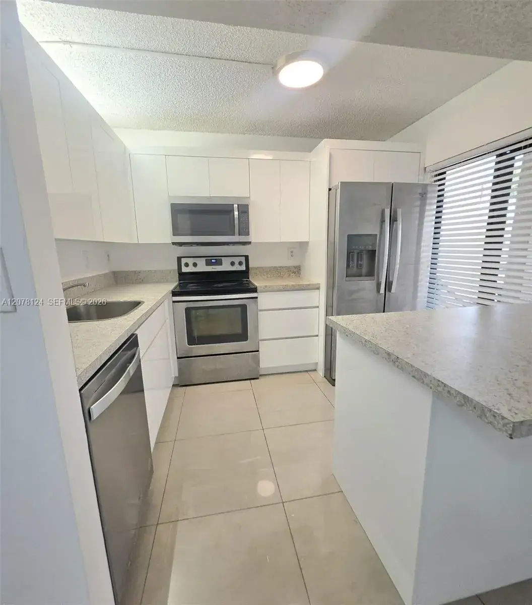 2 bedroom 2 bath Residential Lease for rent at 20105 NE 3rd Ct # 6, Miami FL 33179