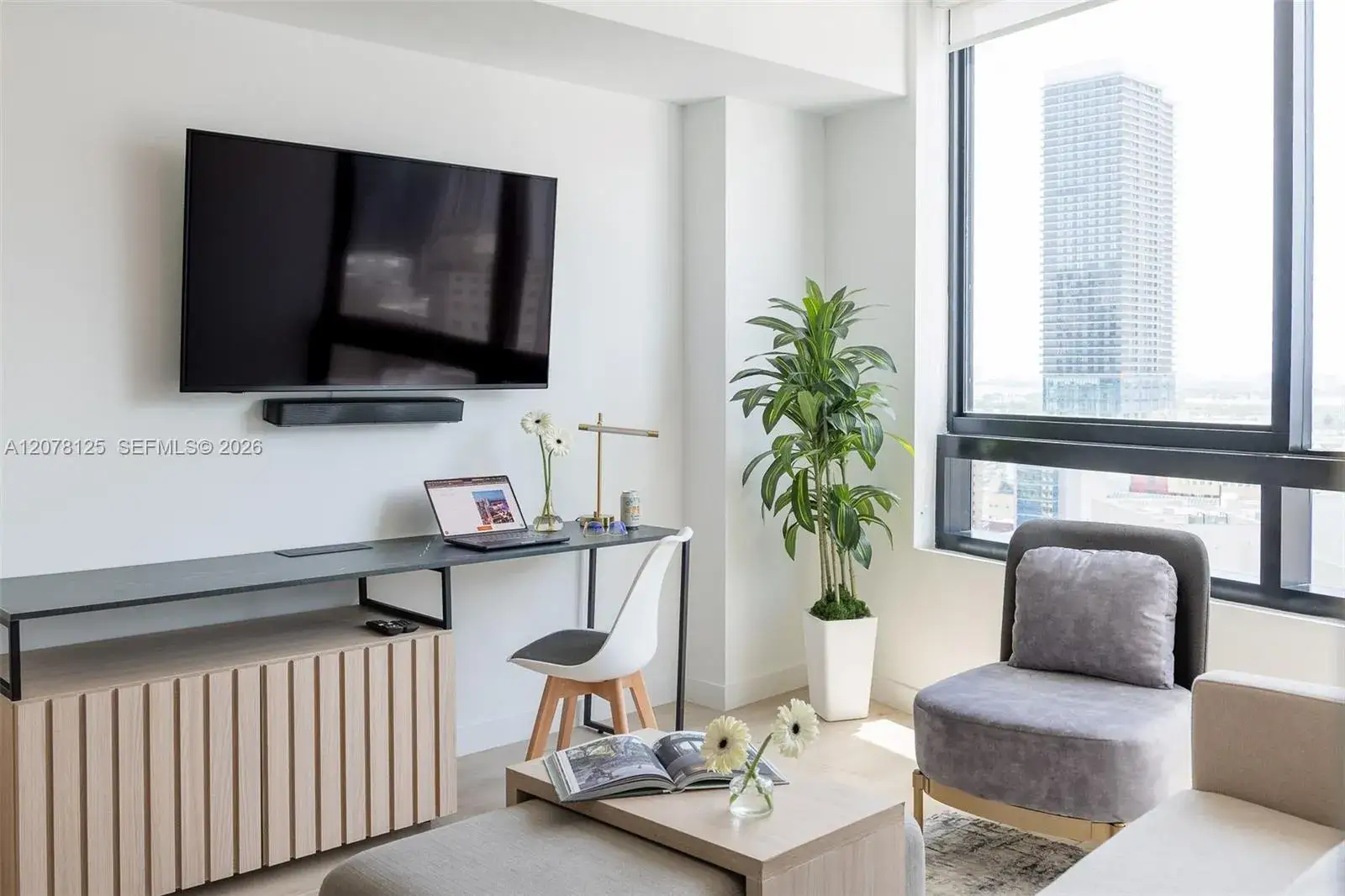1 bedroom 1 bath Residential for sale at 225 N Miami Ave # 2107, Miami FL 33128