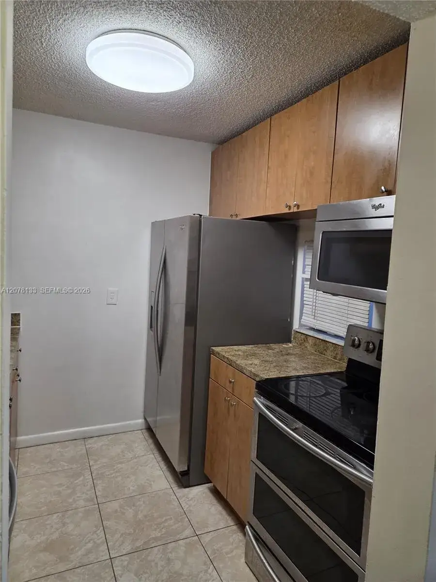 2 bedroom 1 bath Residential for sale at 8550 N Sherman Cir # 103, Miramar FL 33025