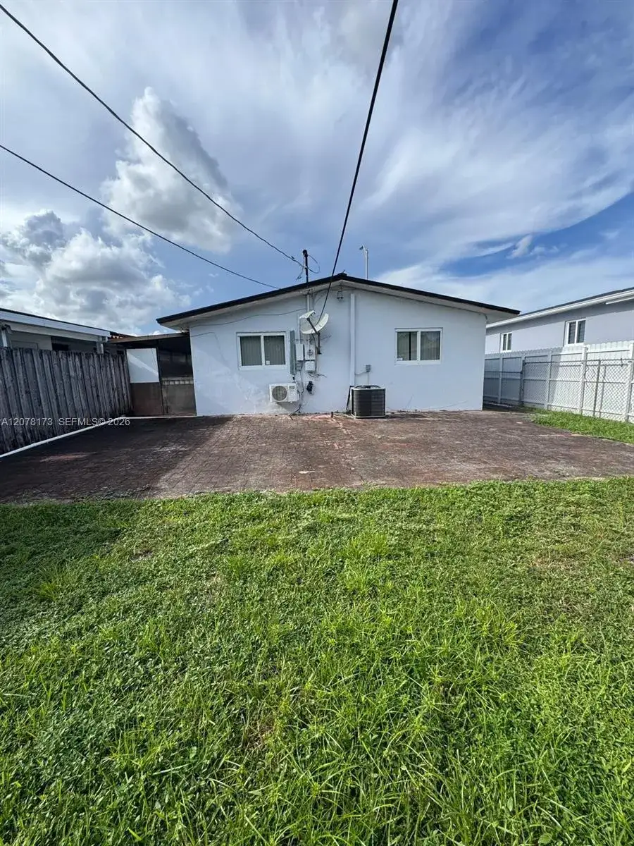 3 bedroom 2 bath Residential for sale at 550 E 29th St, Hialeah FL 33013