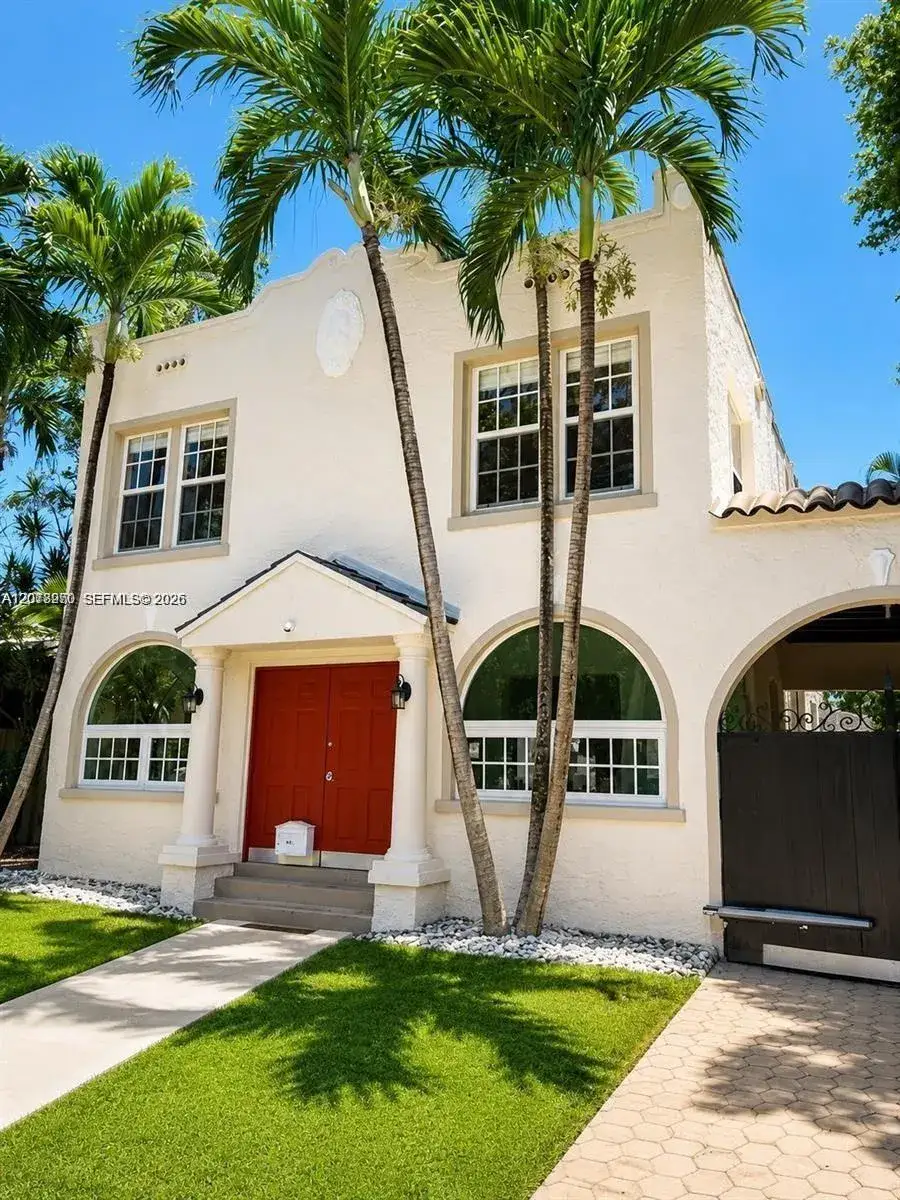 4 bedroom 3 bath Residential Lease for rent at 22 NE 44th St # 0, Miami FL 33137