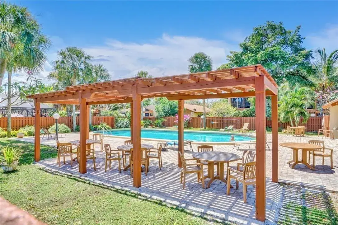 6191 NW 31st Way, Fort Lauderdale FL 33309