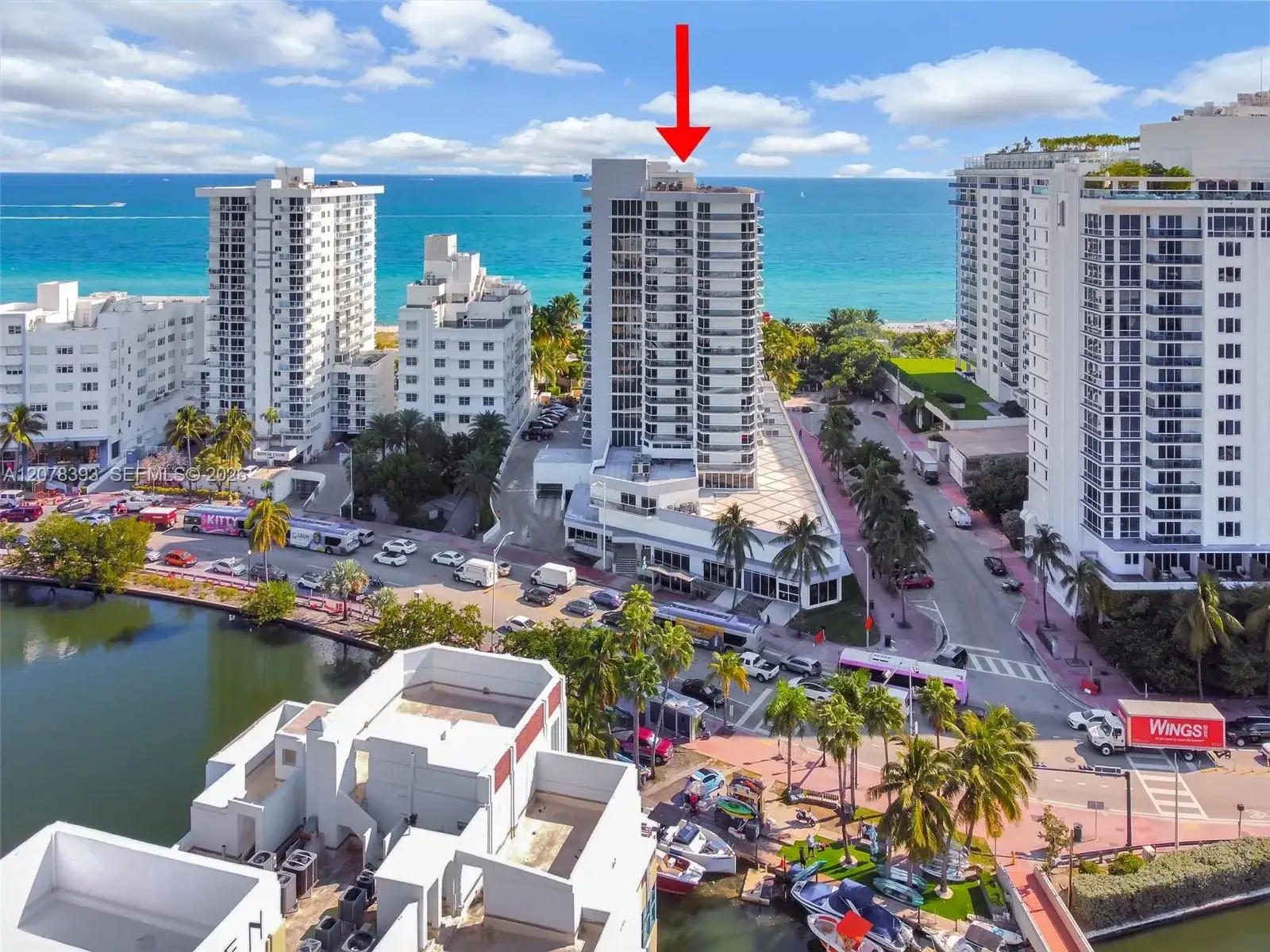 2 bedroom 2 bath Residential Lease for rent at 2401 Collins Ave # 1711, Miami Beach FL 33140