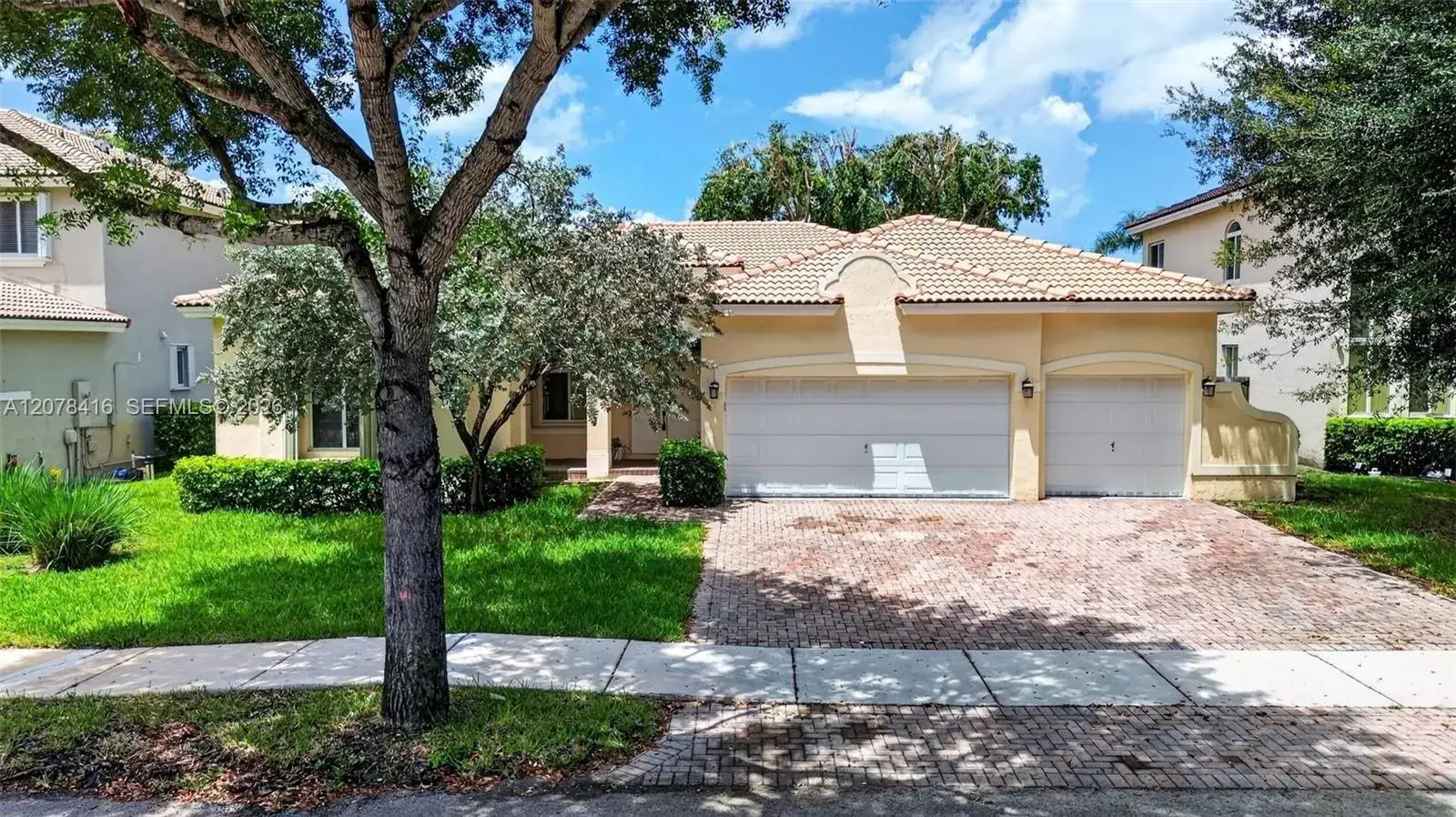 4 bedroom 3 bath Residential Lease for rent at 1971 SE 21st Ct, Homestead FL 33035