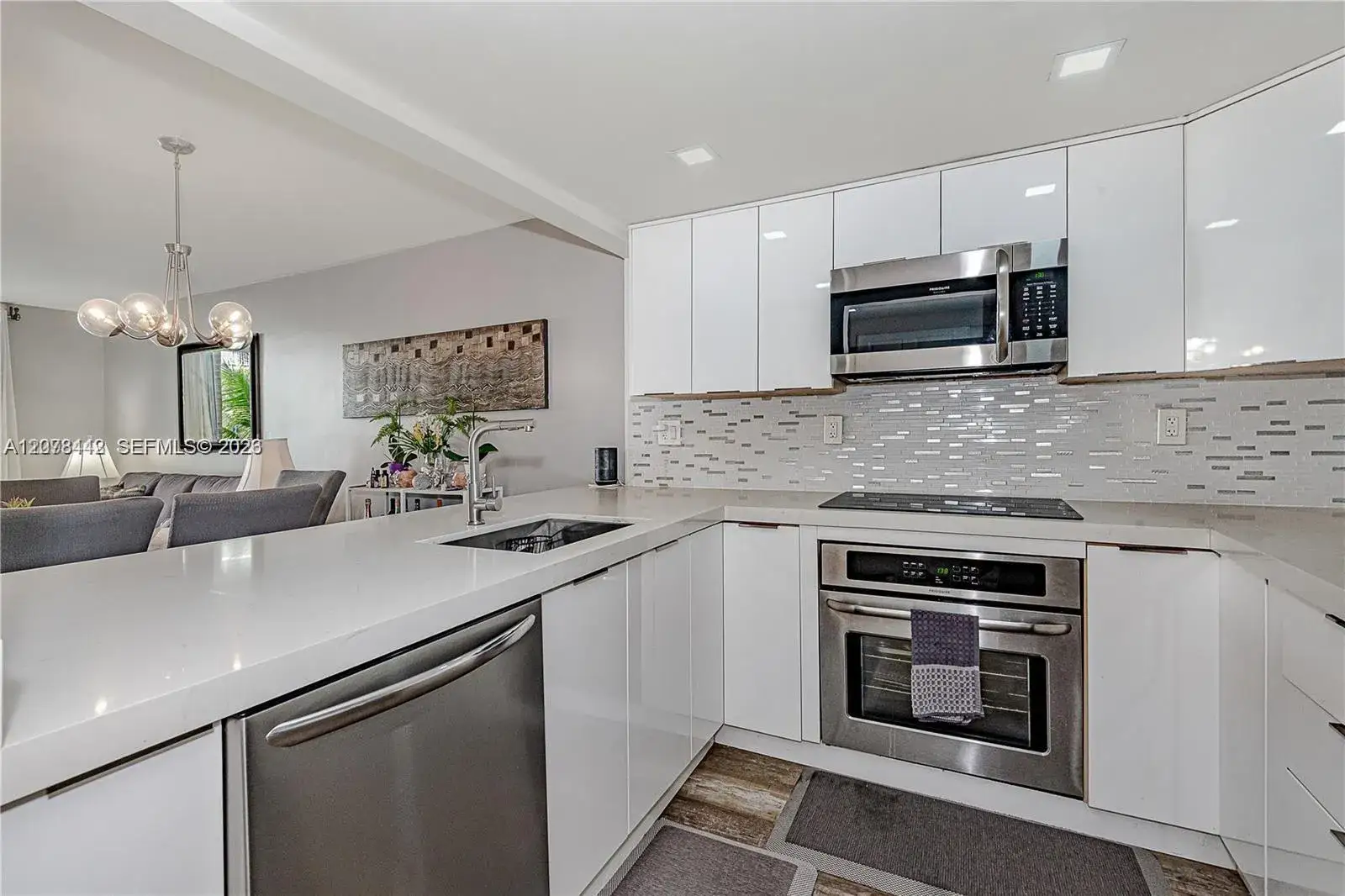2 bedroom 2 bath Residential for sale at 492 NW 165th St Rd # C112, Miami FL 33169