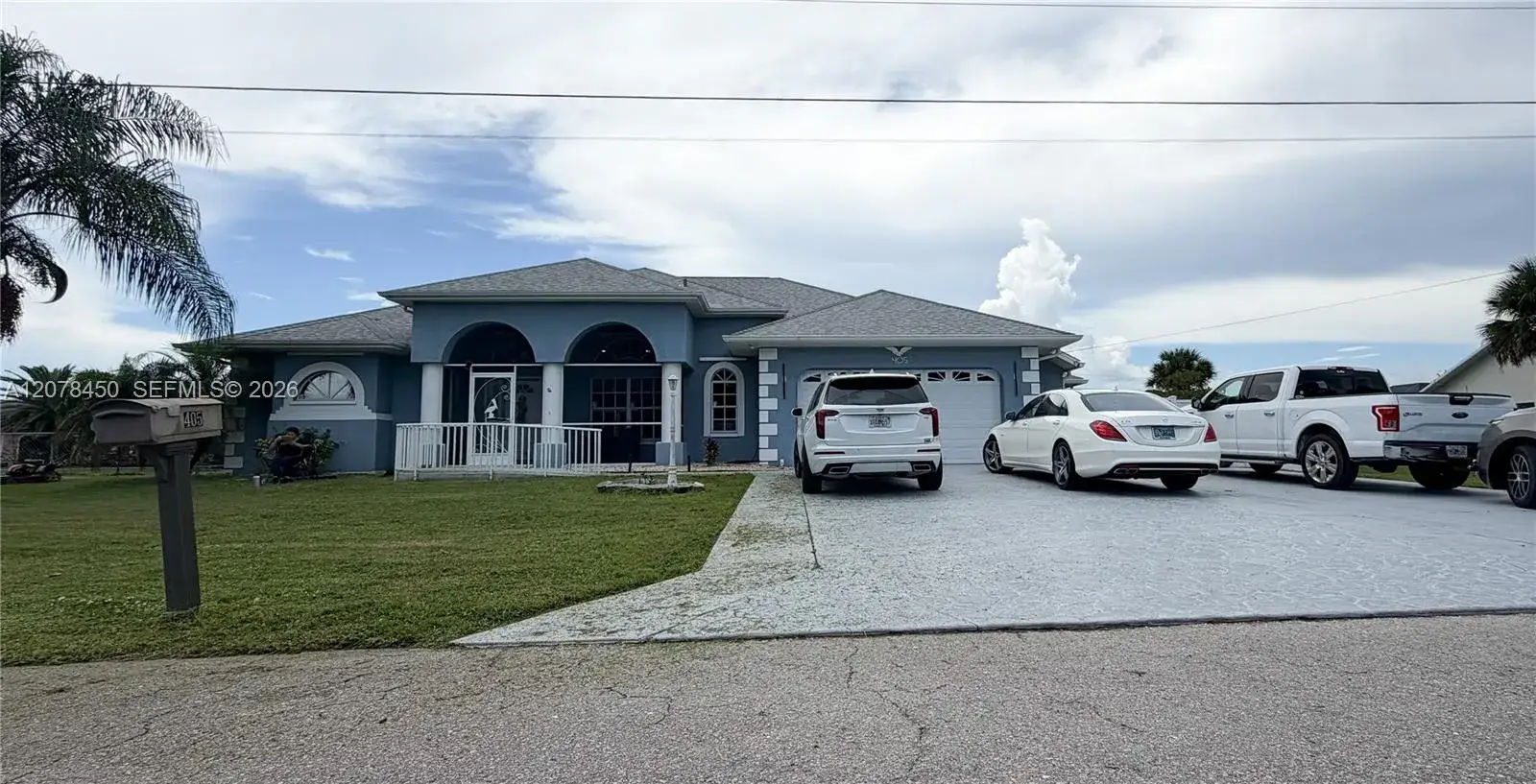 4 bedroom 4 bath Residential for sale at 405 MC KINLEY, Lehigh Acres FL 33972