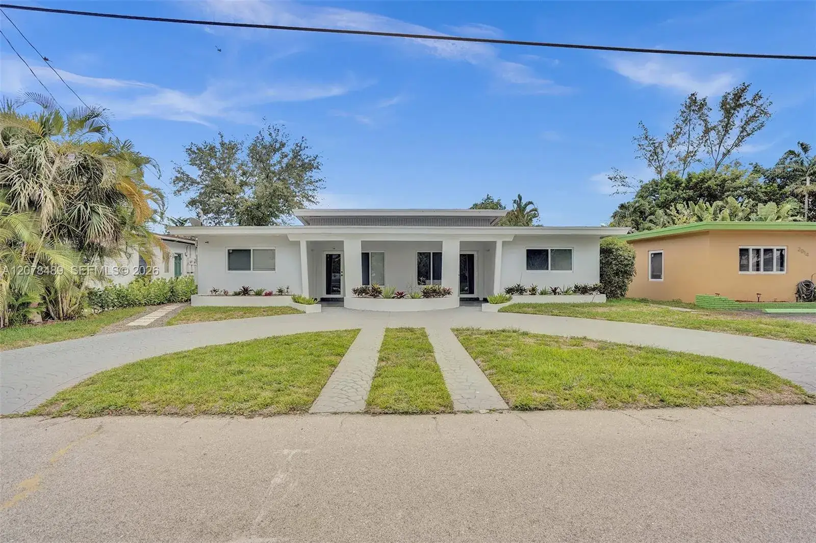 Residential Income for sale at 2018-2020 NE 19th St, Fort Lauderdale FL 33305
