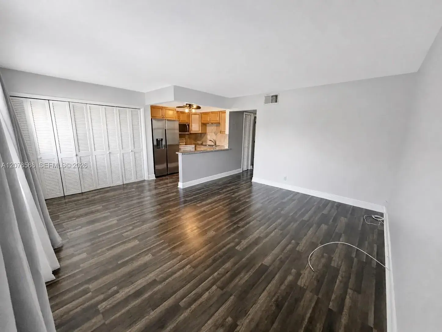 2 bedroom 1 bath Residential for sale at 4050 NE 12th Ter # 1, Oakland Park FL 33334