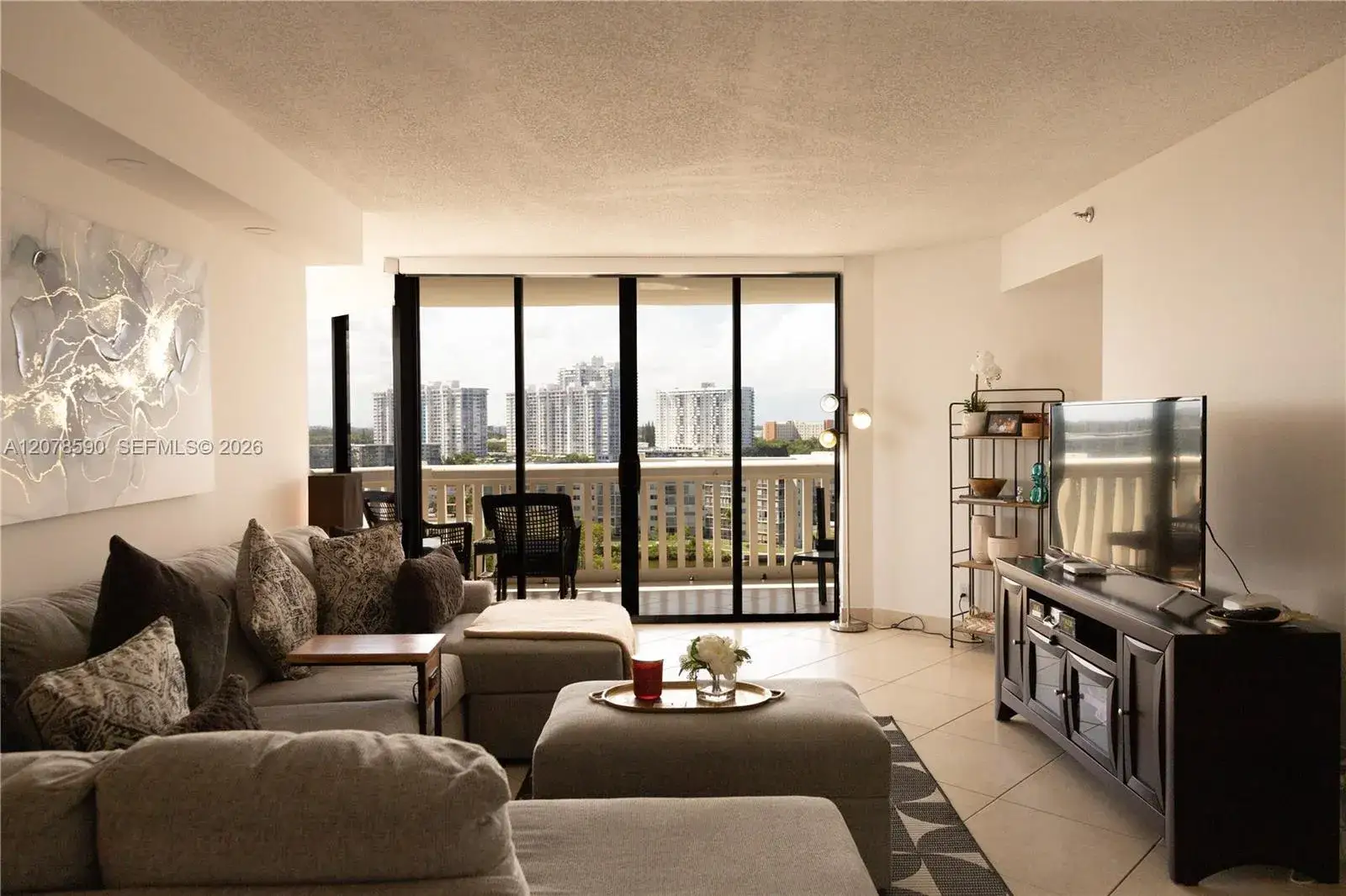 1000 W Island Blvd # 1010, Aventura FL 33160