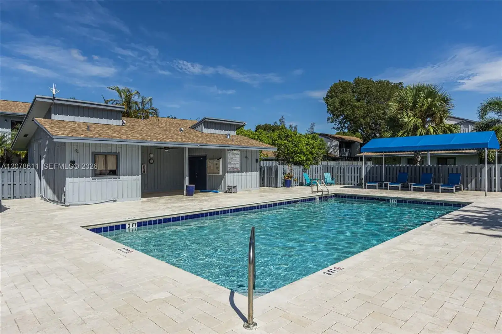 2 bedroom 2 bath Residential for sale at 1557 N 15th Ter, Hollywood FL 33020