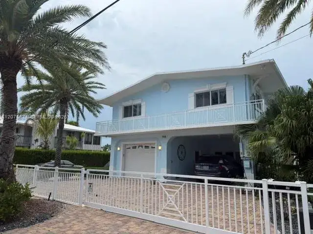 5 bedroom 3 bath Residential for sale at 148 Giardino Dr, Plantation Key FL 33036