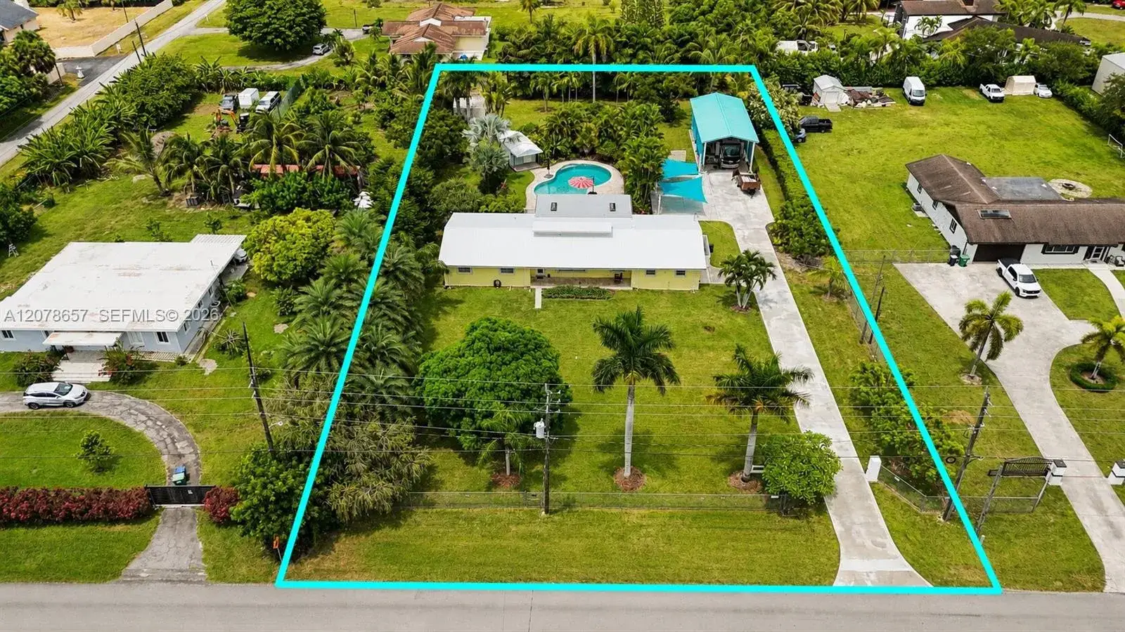 3 bedroom 2 bath Residential for sale at 19345 SW 312th St, Homestead FL 33030