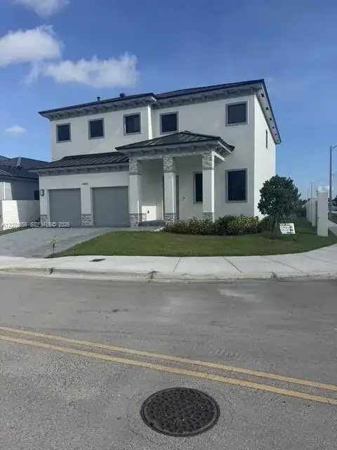 5 bedroom 4 bath Residential for sale at 18903 SW 317th Ter, Homestead FL 33030