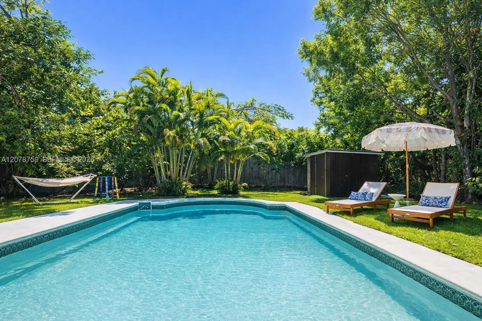 3 bedroom 2 bath Residential for sale at 200 SE 19th St, Fort Lauderdale FL 33316