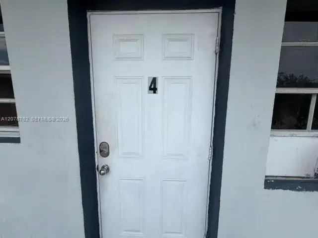 1 bedroom 1 bath Residential Lease for rent at 7638 N Miami Ave # 4, Miami FL 33150