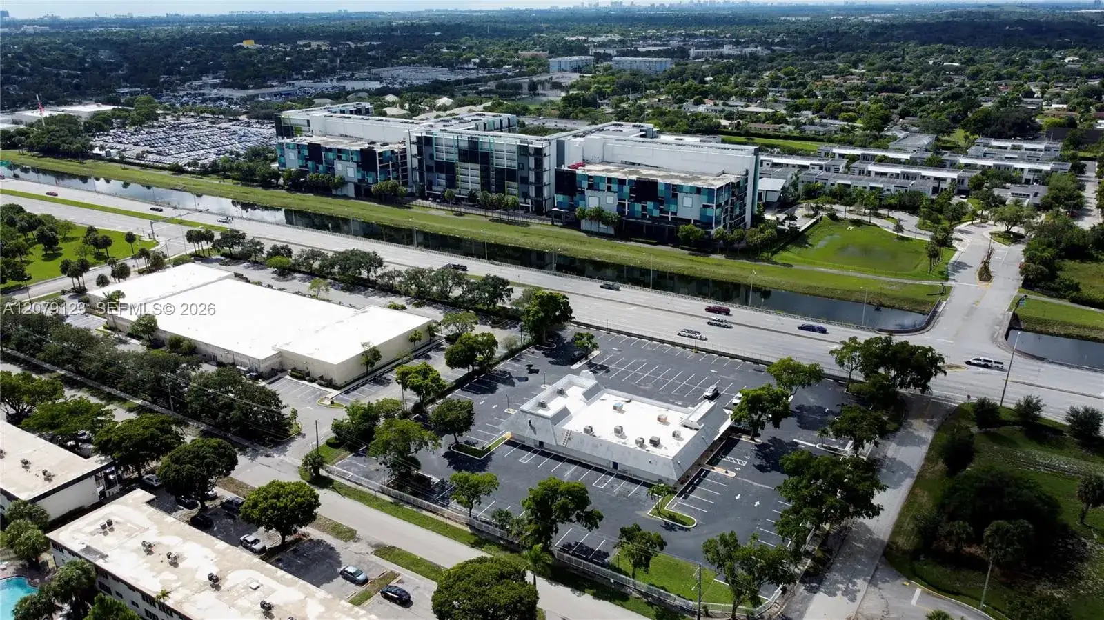 Commercial Sale for sale at 4441 W Sunrise Blvd, Plantation FL 33313