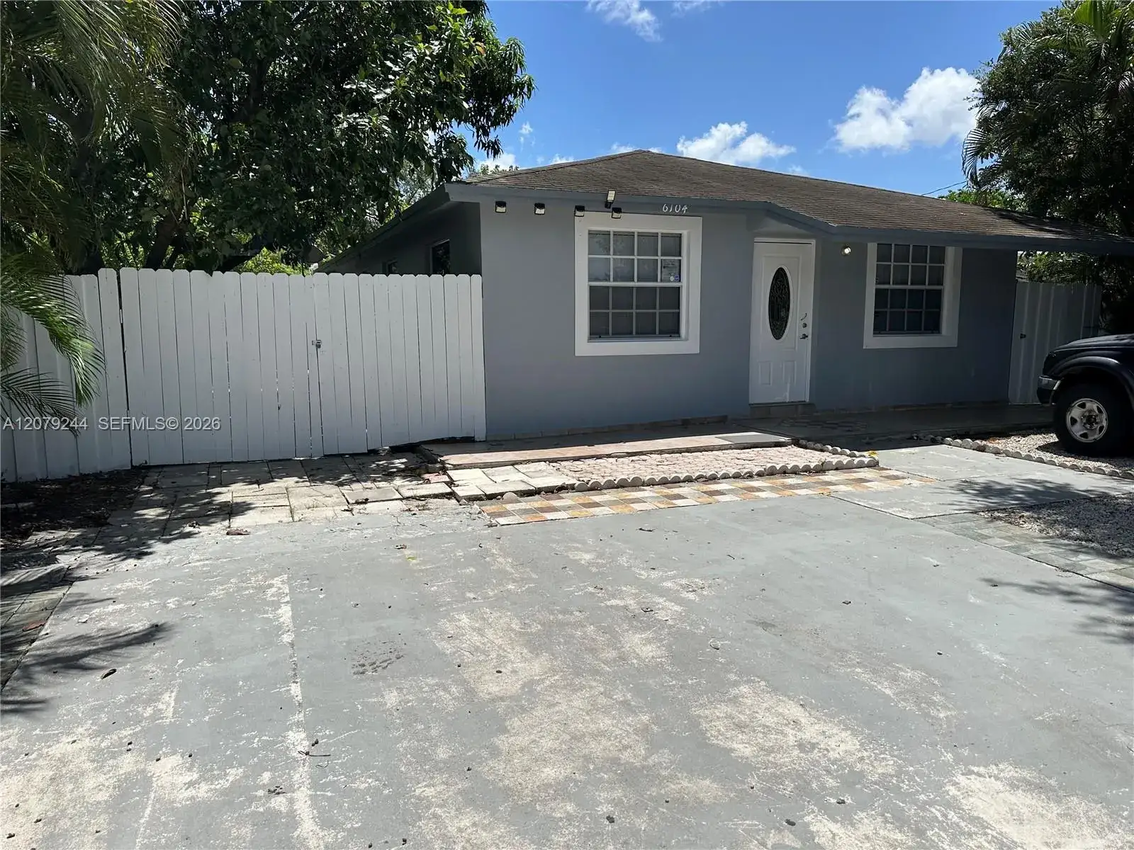 4 bedroom 2 bath Residential Lease for rent at 6104 Pierce St, Hollywood FL 33024