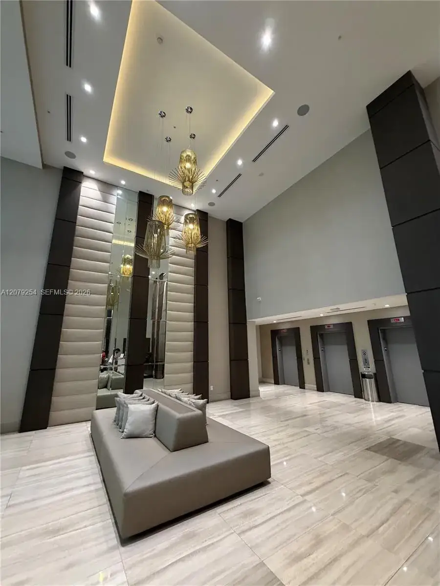 2 bedroom 2 bath Residential Lease for rent at 1010 SW 2nd Ave # 1601, Miami FL 33130