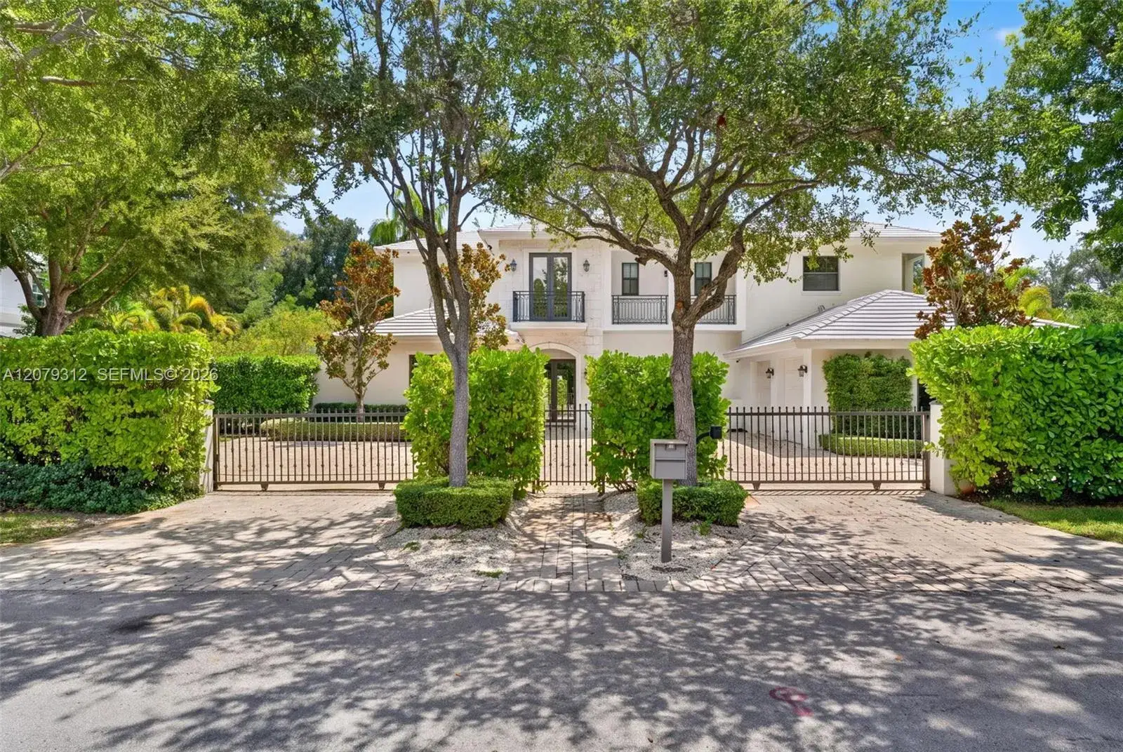 6 bedroom 7 bath Residential for sale at 7641 SW 59th Ct, South Miami FL 33143