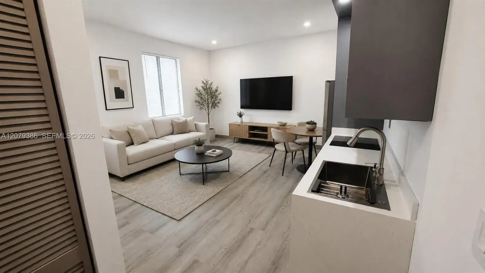 768 NW 2nd St # 5, Miami FL 33128