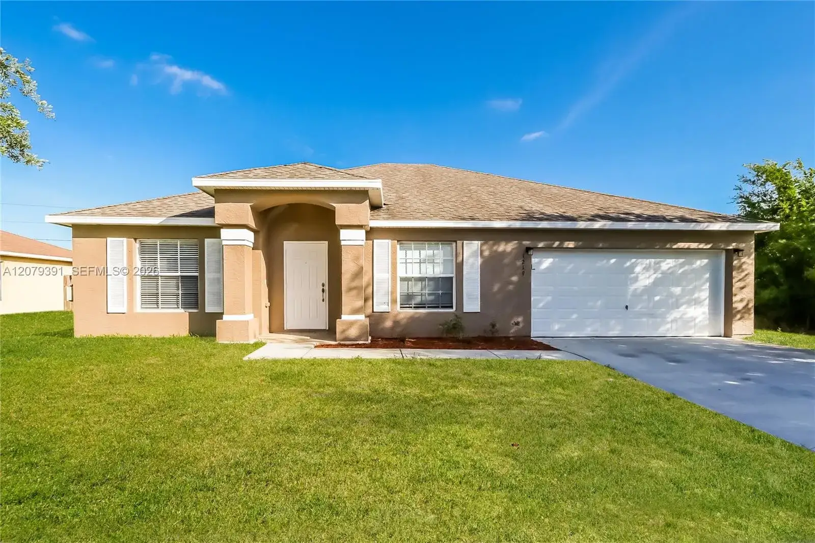 3 bedroom 2 bath Residential for sale at 1219 SW Eleuthera Ave, Port St. Lucie FL 34953