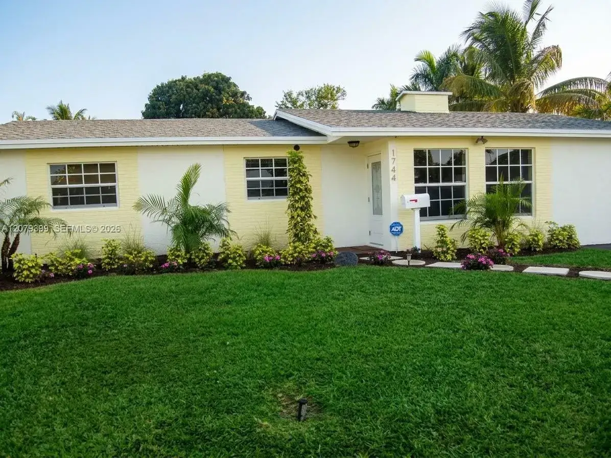 3 bedroom 2 bath Residential for sale at 1744 SW 4th St, Fort Lauderdale FL 33312