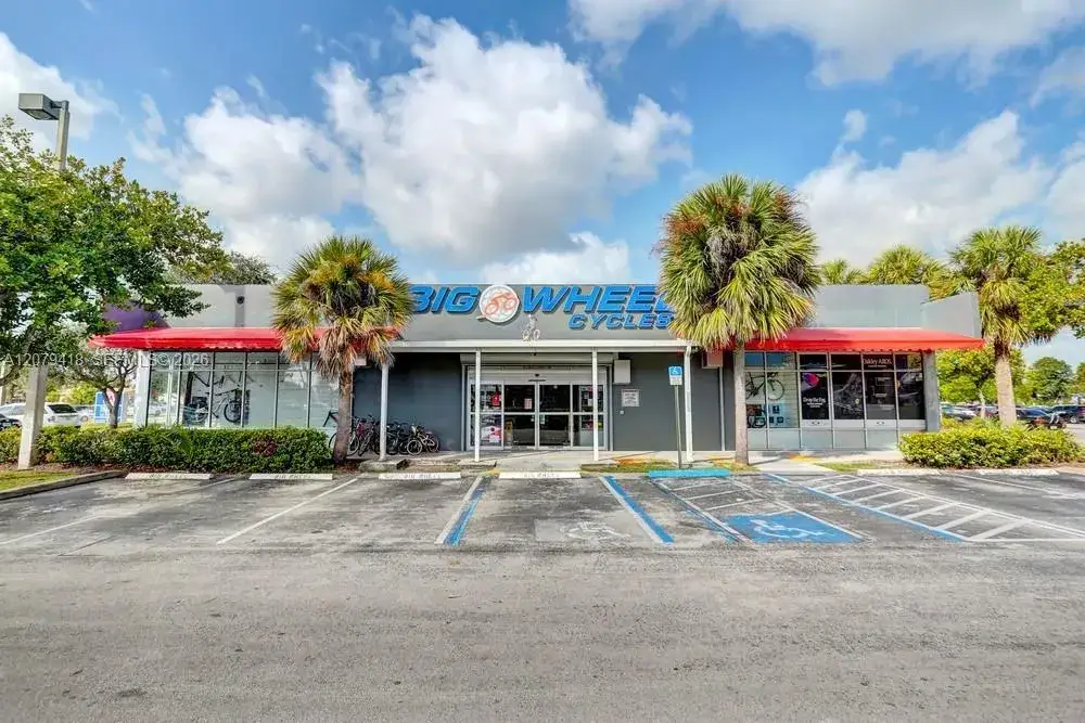 Business Opportunity for sale at 7035 Taft St, Hollywood FL 33024