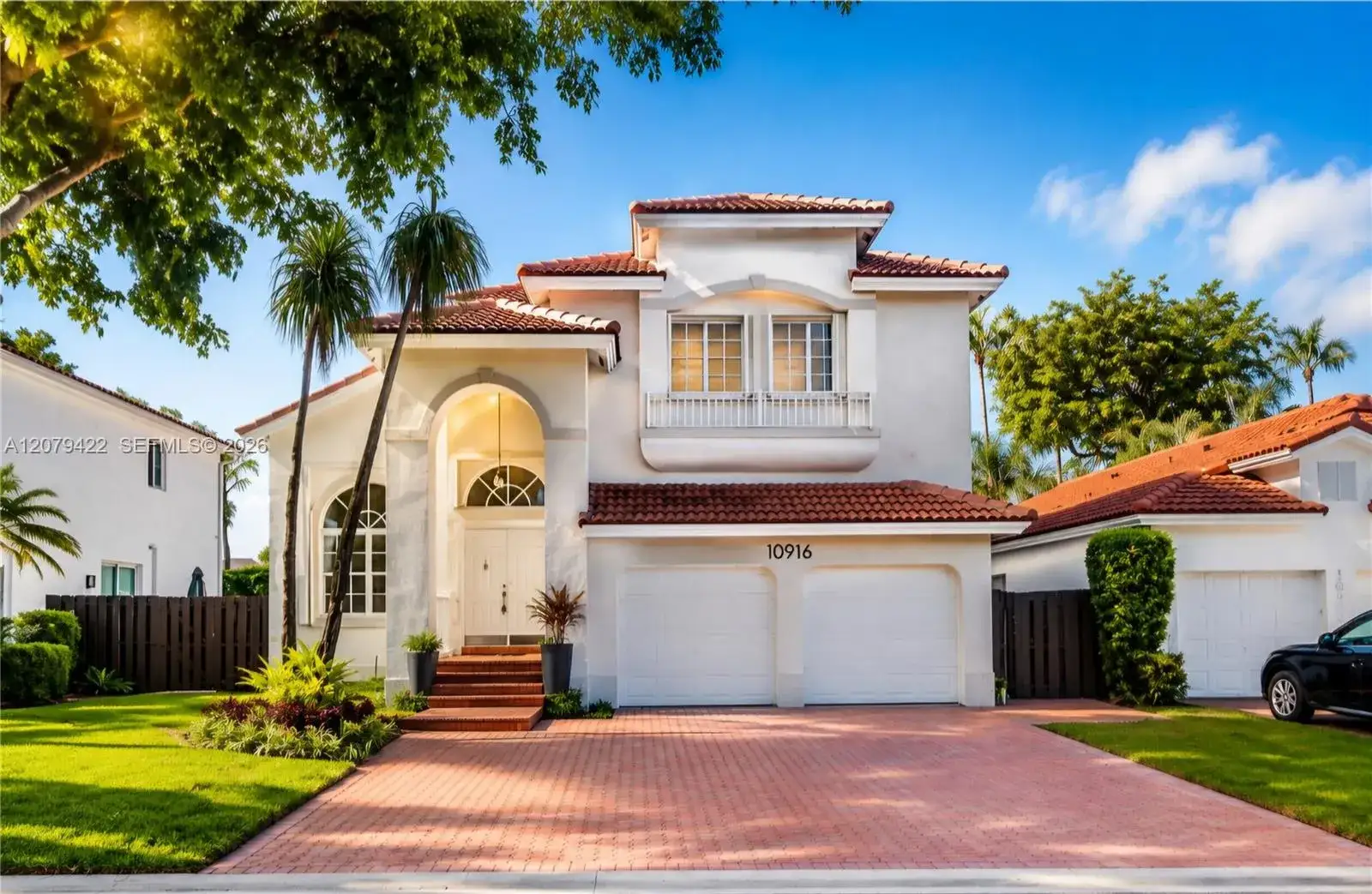 4 bedroom 3 bath Residential for sale at 10916 NW 58th Ter, Doral FL 33178