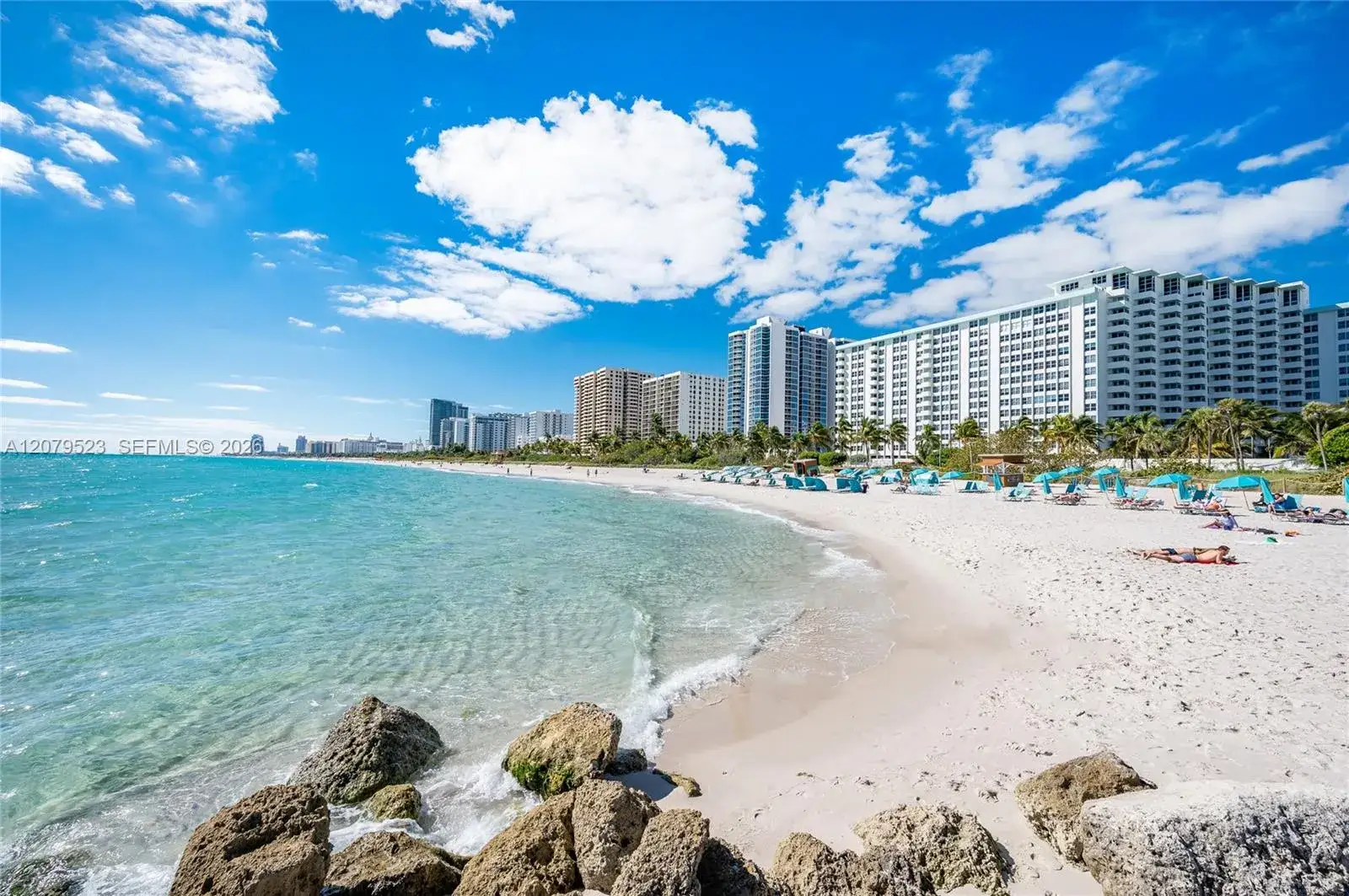 1 bedroom 1 bath Residential for sale at 2899 Collins Ave # 1505, Miami Beach FL 33140