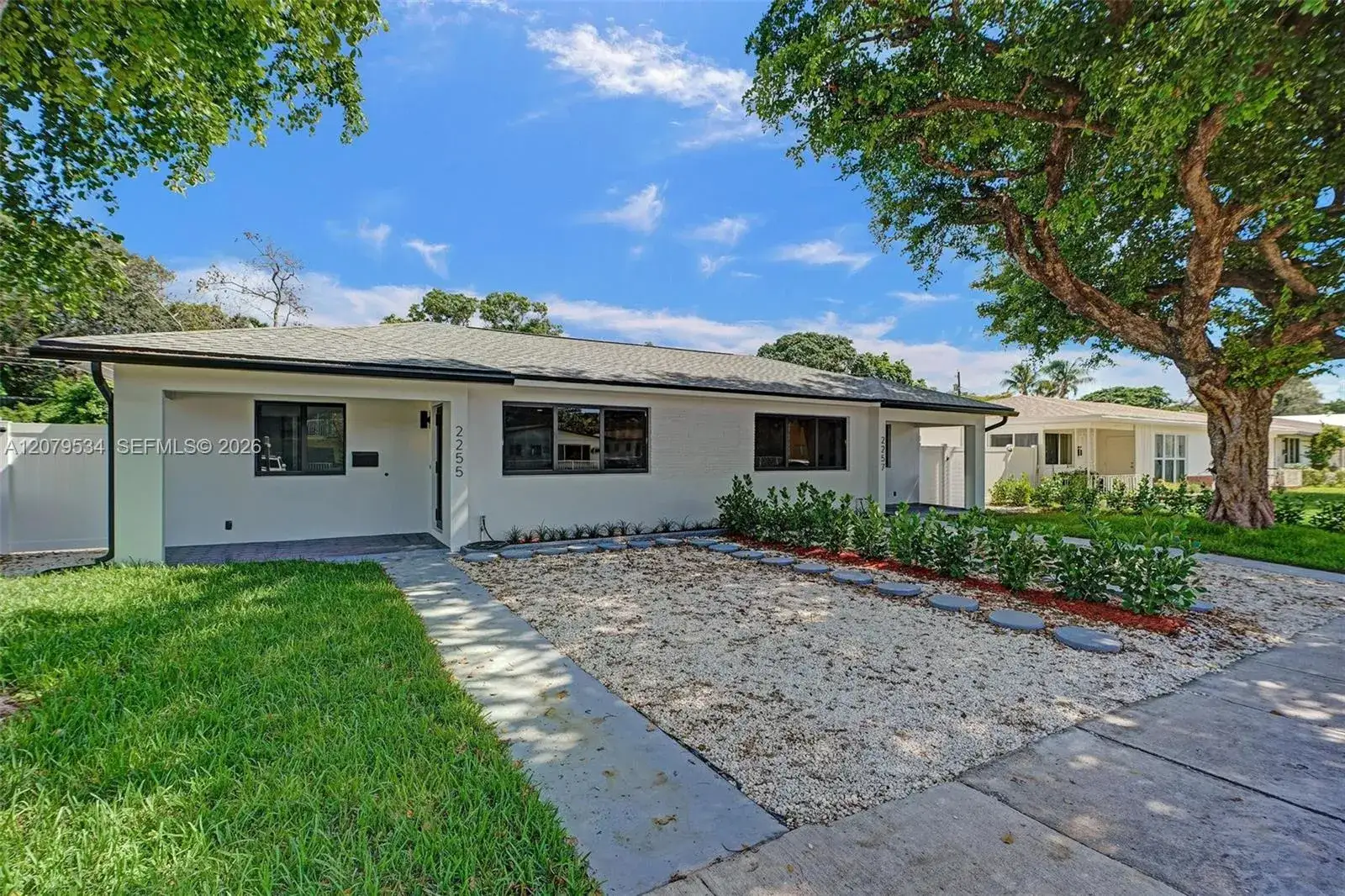 3 bedroom 3 bath Residential Lease for rent at 2255 NE 173rd St, North Miami Beach FL 33160