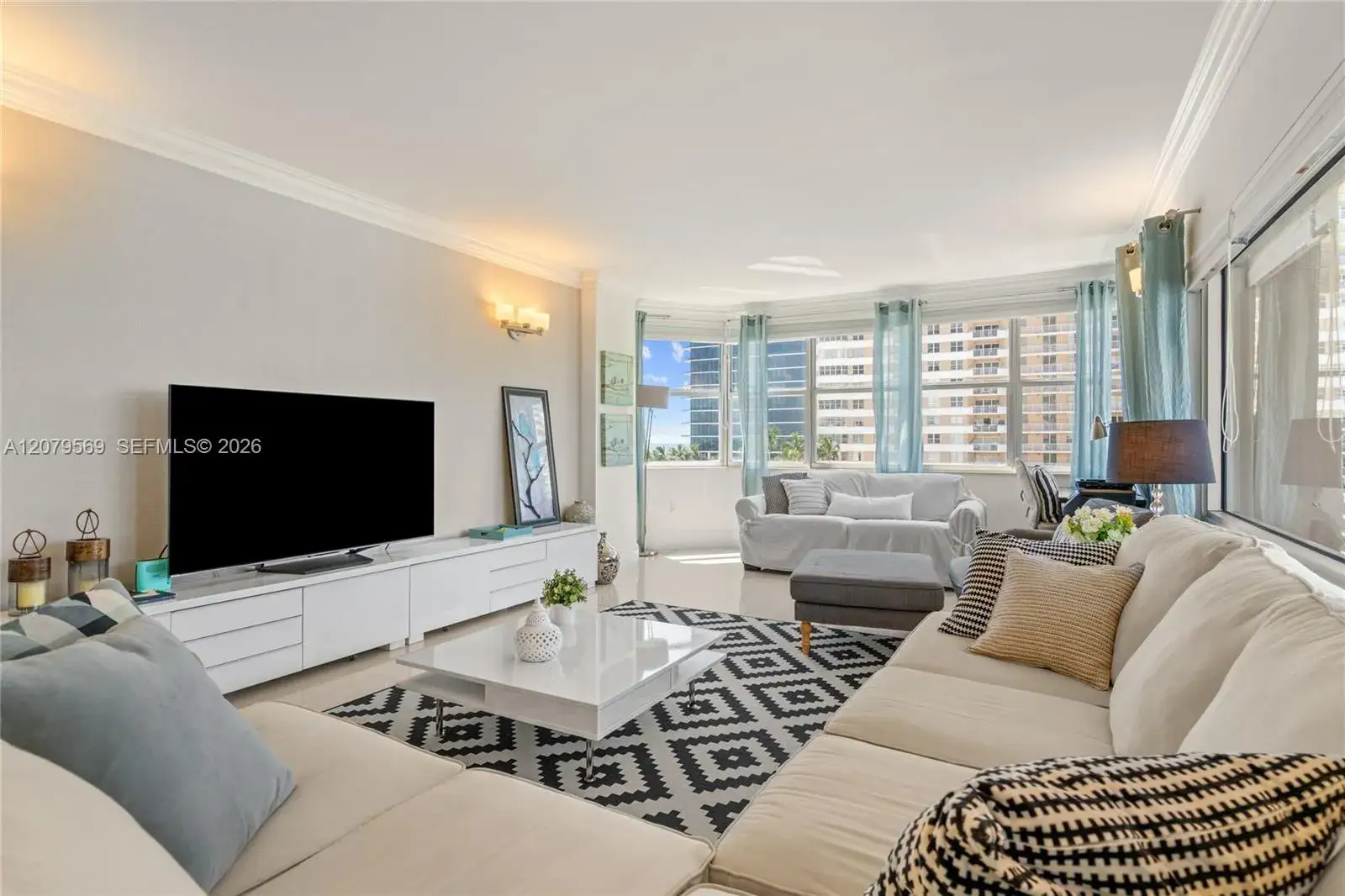 3 bedroom 2 bath Residential for sale at 1950 S Ocean Dr # 4E, Hallandale Beach FL 33009