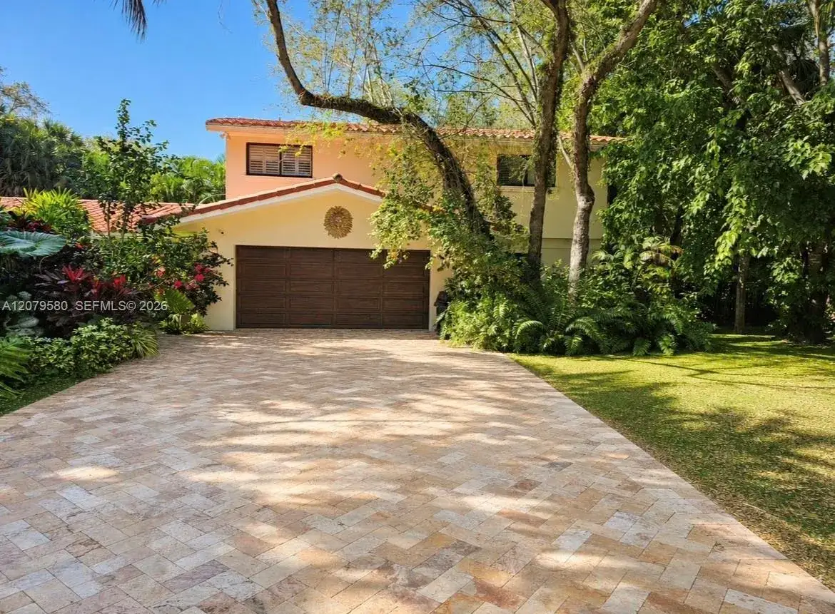 5 bedroom 4 bath Residential for sale at 737 NW 4TH ST, Boca Raton FL 33486
