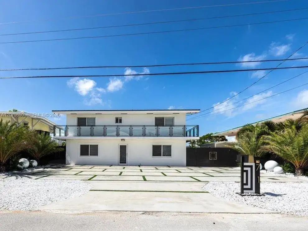 71 Coral Dr, Key Largo FL 33037