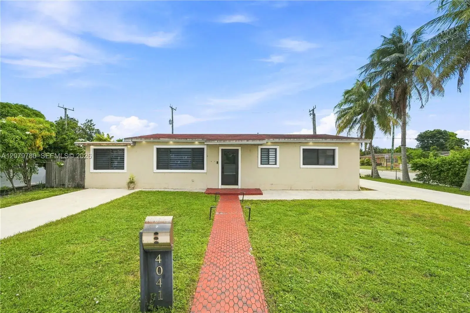 3 bedroom 2 bath Residential for sale at 4041 W 8th Ave, Hialeah FL 33012