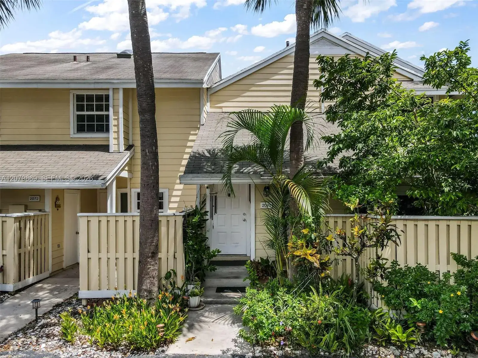 2 bedroom 2 bath Residential for sale at 2071 Champions Way, North Lauderdale FL 33068