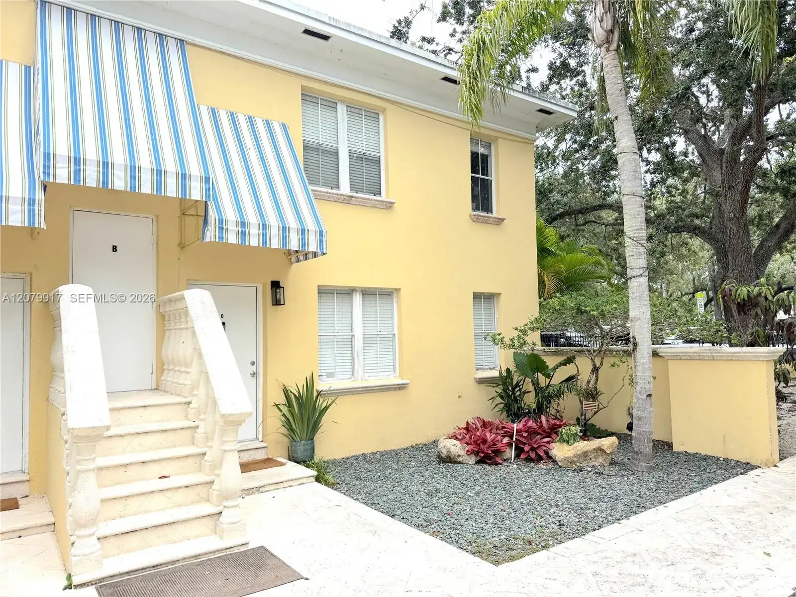 2 bedroom 1 bath Residential Lease for rent at 3375 Franklin Ave # B, Miami FL 33133