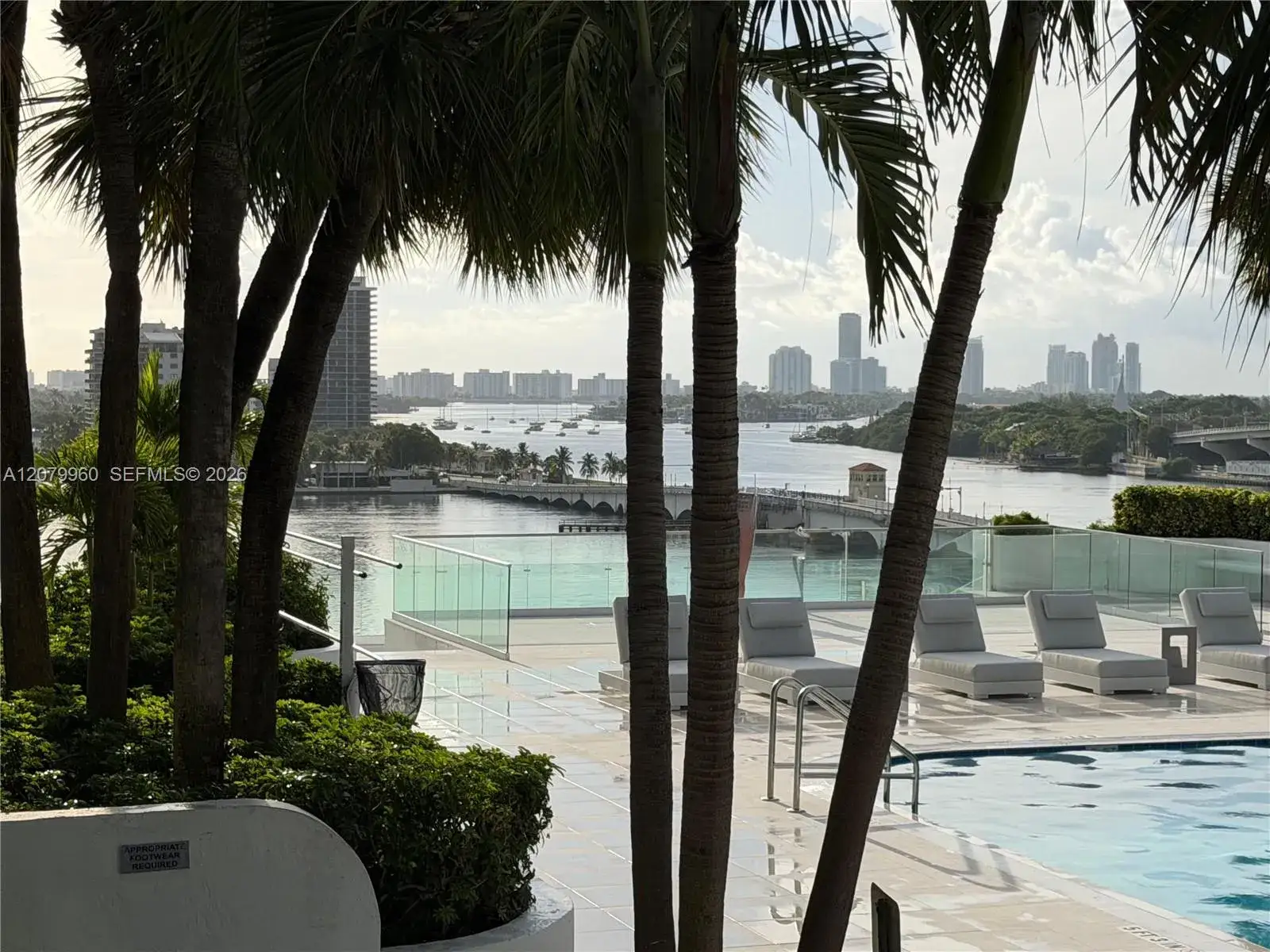 1 bedroom 1 bath Residential Lease for rent at 1717 N Bayshore Dr # 1145, Miami FL 33132