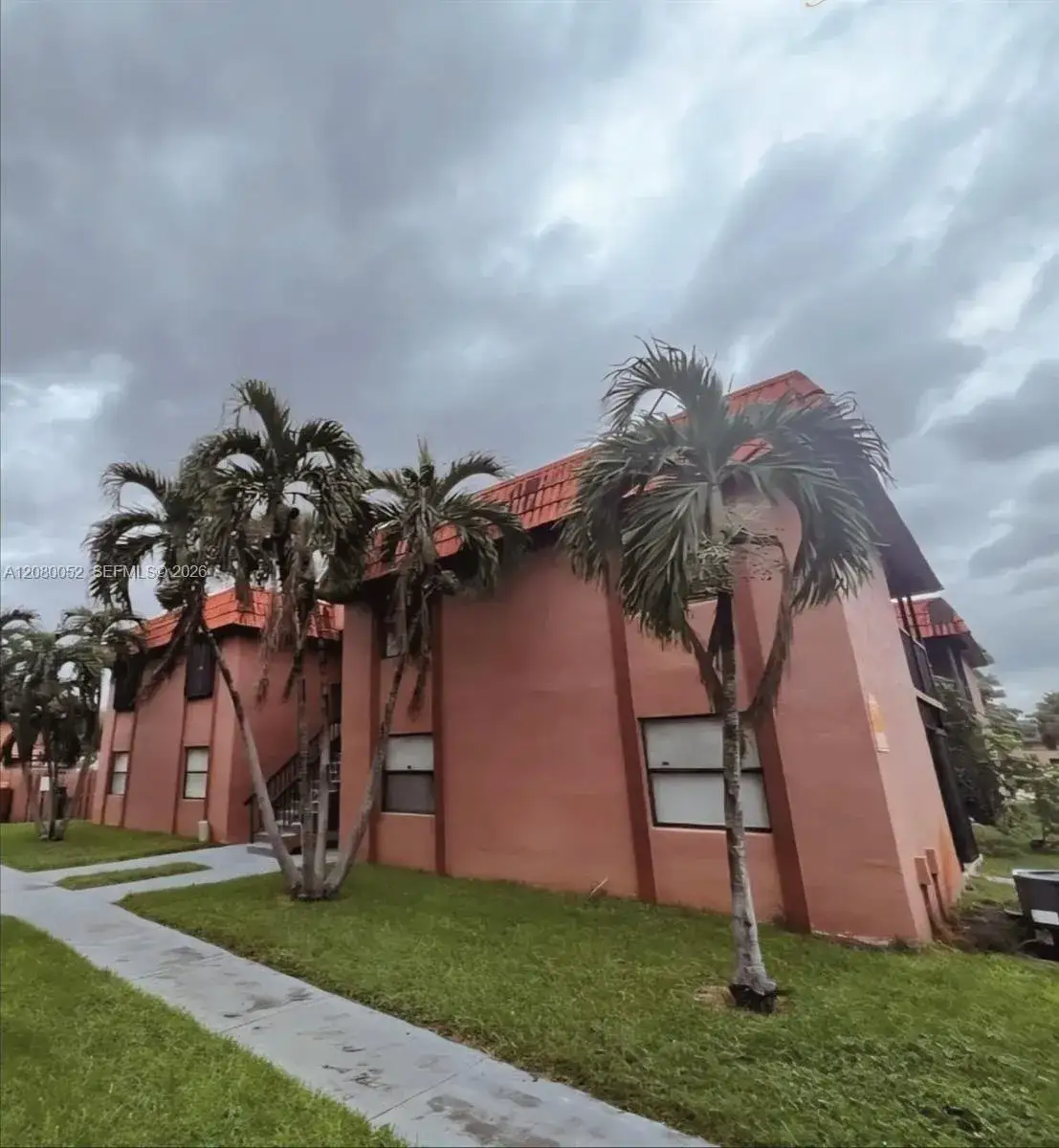 3 bedroom 2 bath Residential for sale at 6480 W 27th Ct # 22, Hialeah FL 33016