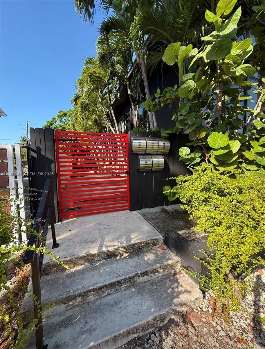1 bedroom 1 bath Residential Lease for rent at 1040 NE 78th St Rd # 2, Miami FL 33138