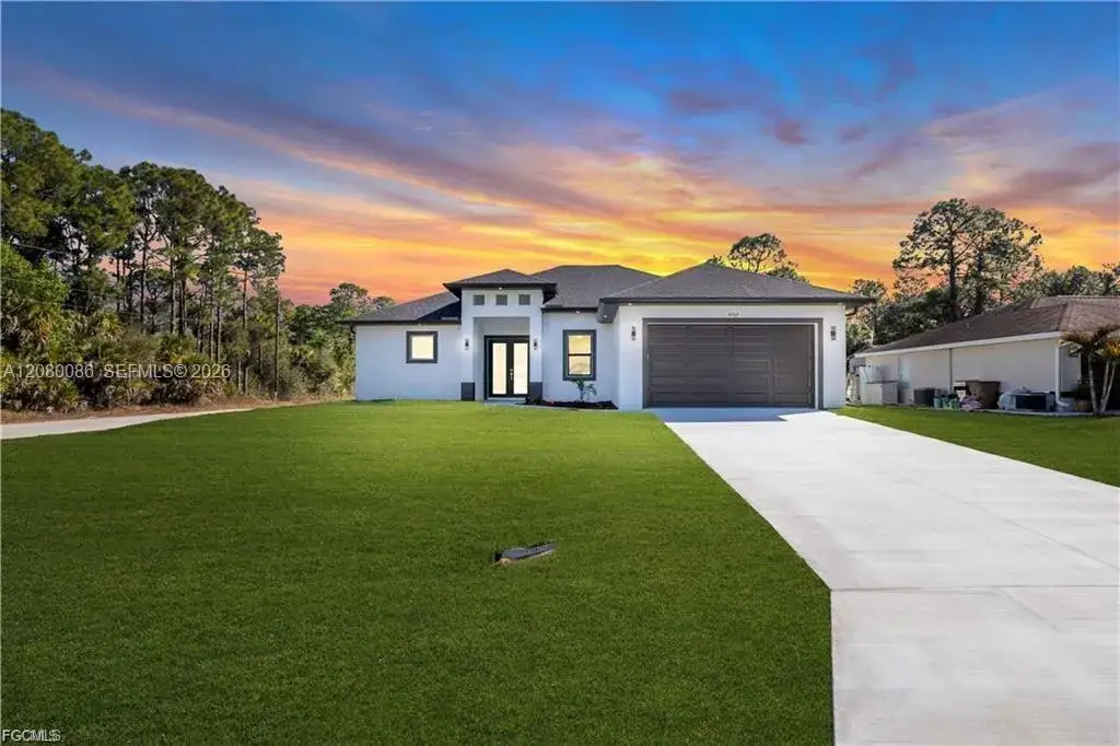3 bedroom 3 bath Residential for sale at 4703 Sara AVE N, Lehigh Acres FL 33971