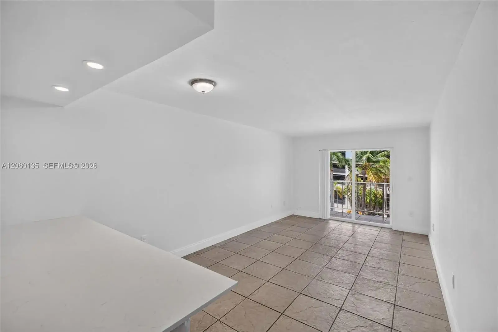 2 bedroom 1 bath Residential Lease for rent at 453 SW 2nd St # 301C, Miami FL 33130