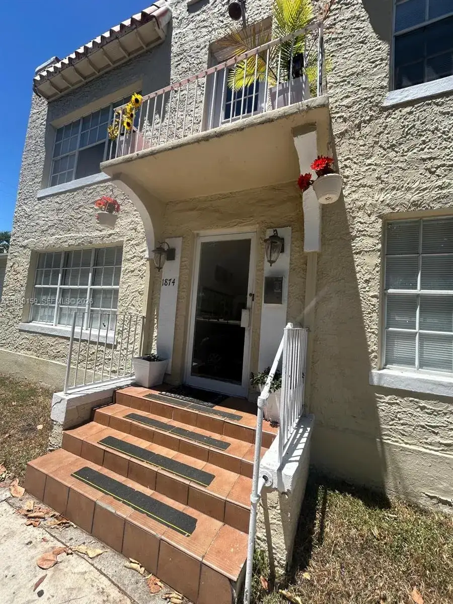 1 bedroom 1 bath Residential Lease for rent at 1874 SW 3rd Ave # 9, Miami FL 33129