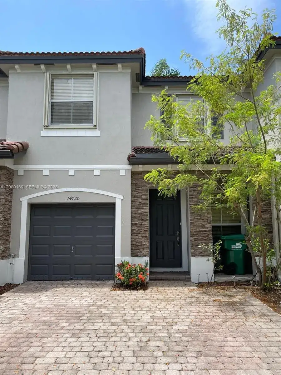 3 bedroom 2 bath Residential Lease for rent at 14720 SW 25th Ln # 14720, Miami FL 33185