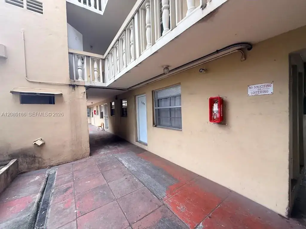 2 bedroom 1 bath Residential Lease for rent at 5391 W 22nd Ct # 205, Hialeah FL 33016