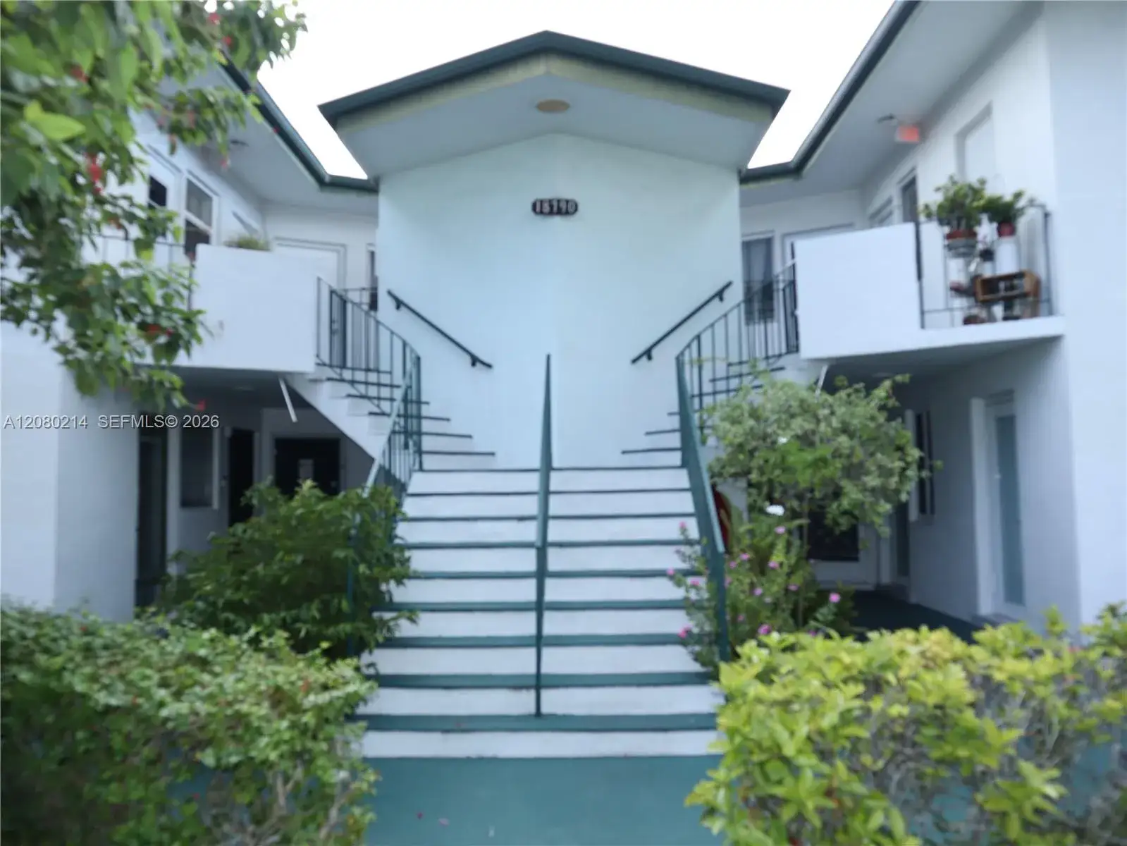 2 bedroom 2 bath Residential for sale at 18790 NE 18th Ave # 231, Miami FL 33179